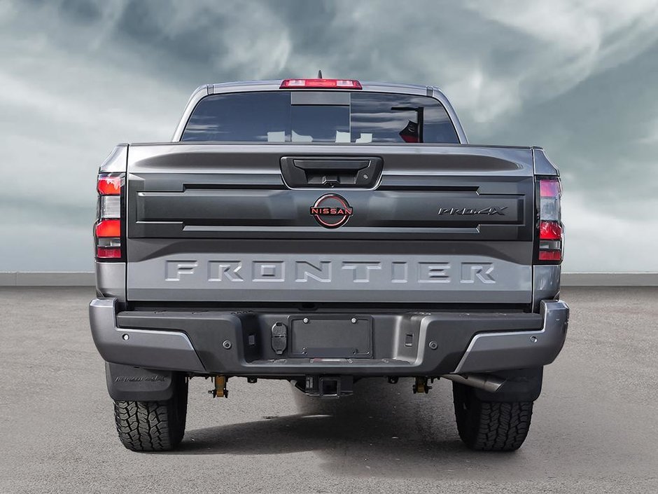 2025 Nissan Frontier PRO-4X Luxury-4