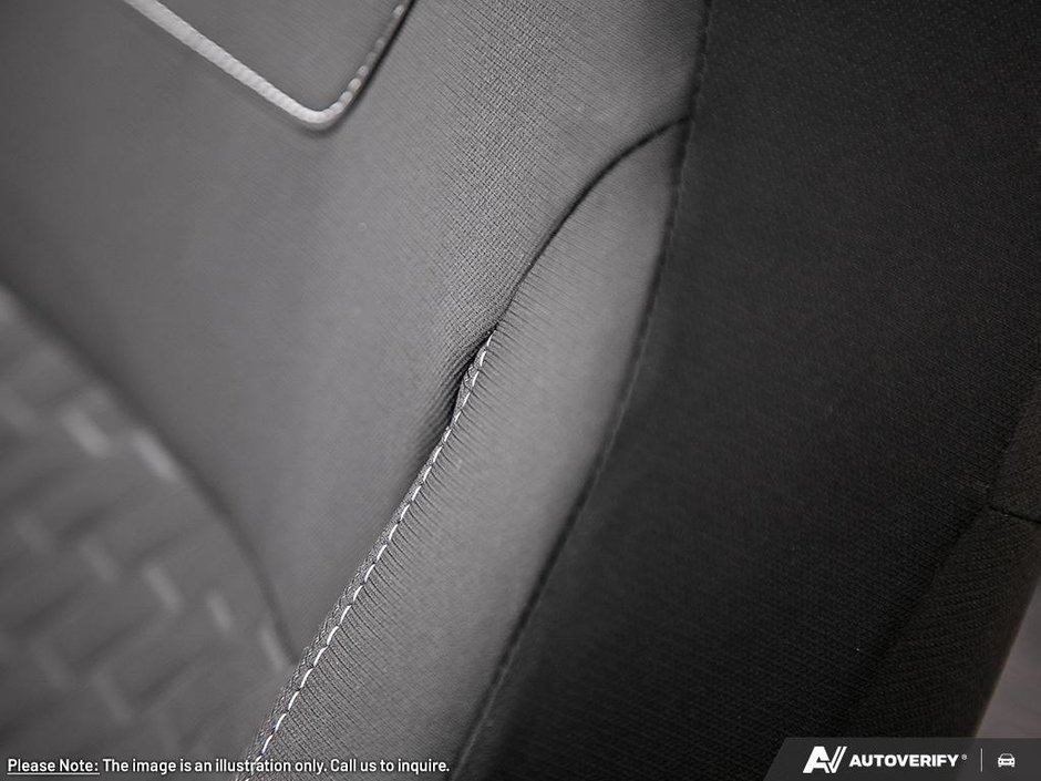 2025 Nissan Kicks Play SV-19