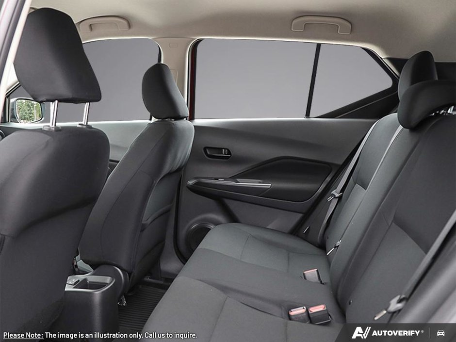 2025 Nissan Kicks Play S-19