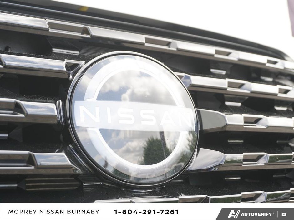 2025 Nissan Kicks Play SV CVT // 2.99% FINANCING-9
