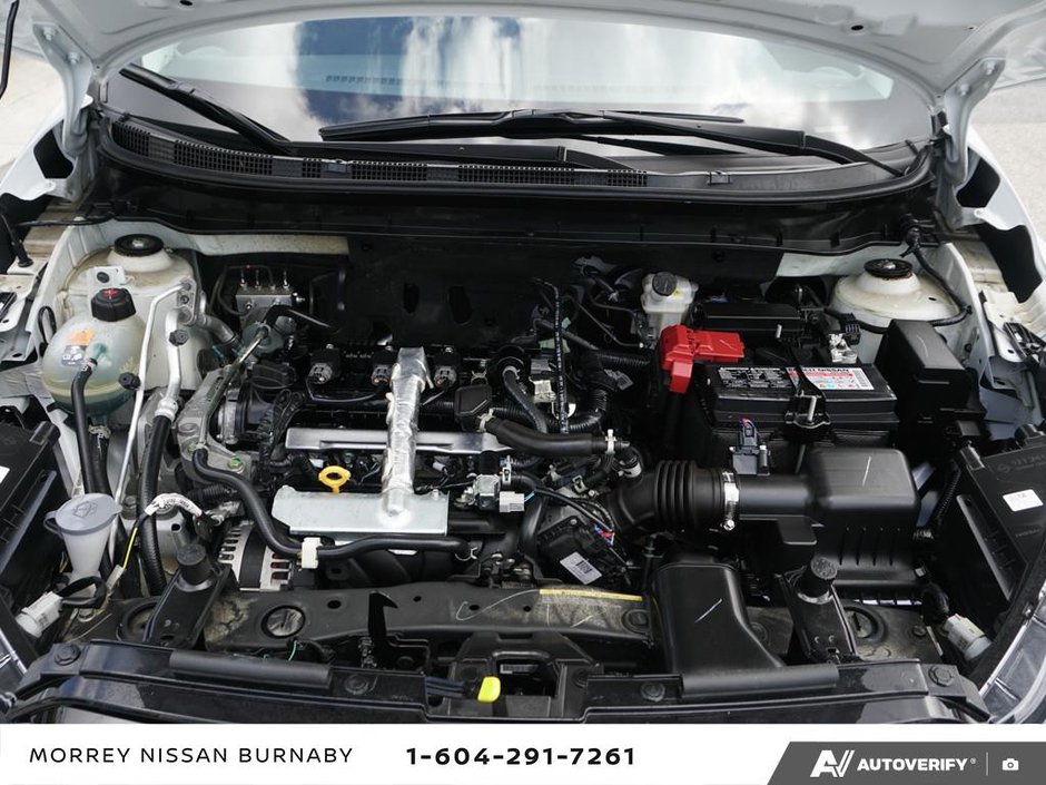 2025 Nissan Kicks Play SV CVT // 2.99% FINANCING-8