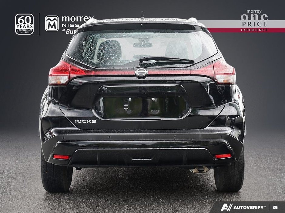 2025 Nissan Kicks Play SV // NO ACCIDENTS-4