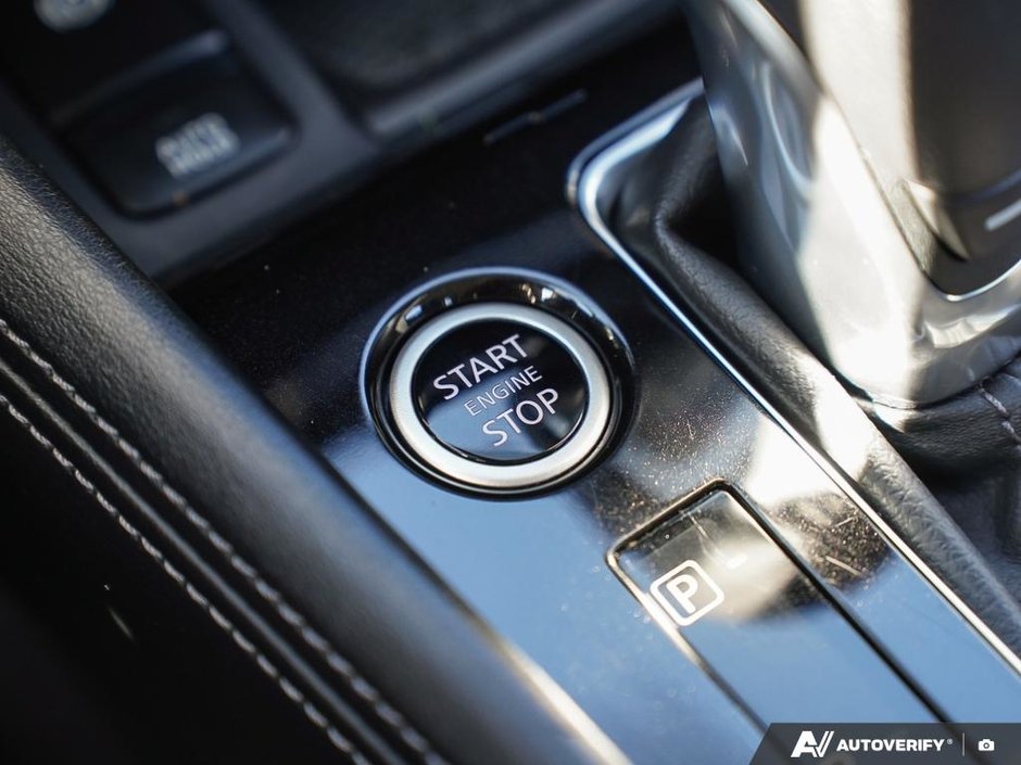 2025 Nissan Kicks Play SV // NO ACCIDENTS-19