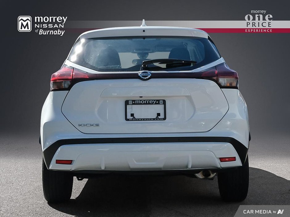 2021 Nissan KICKS S + LOW KMS-4