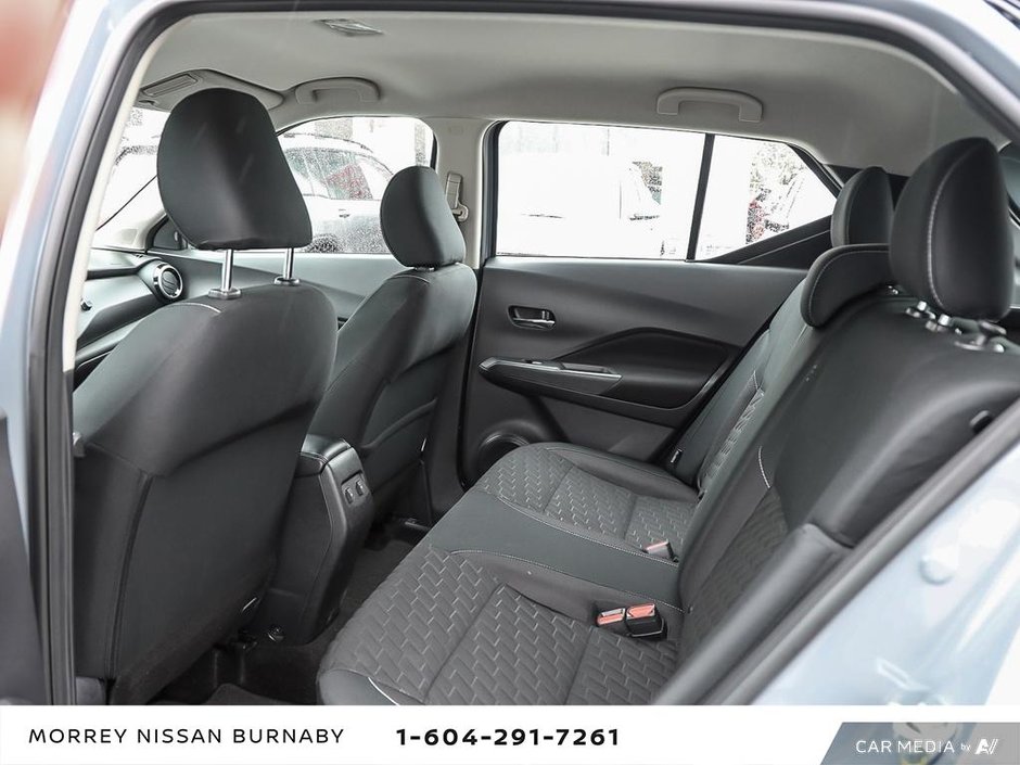2021 Nissan Kicks SV CVT // GREAT ON GAS-24