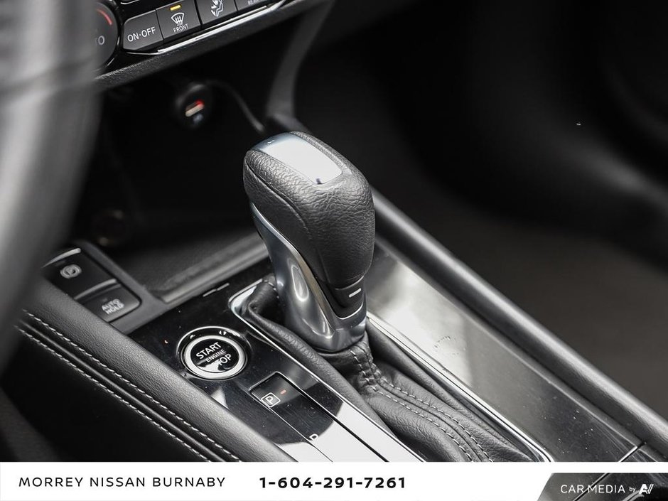 2021 Nissan Kicks SV CVT // GREAT ON GAS-19
