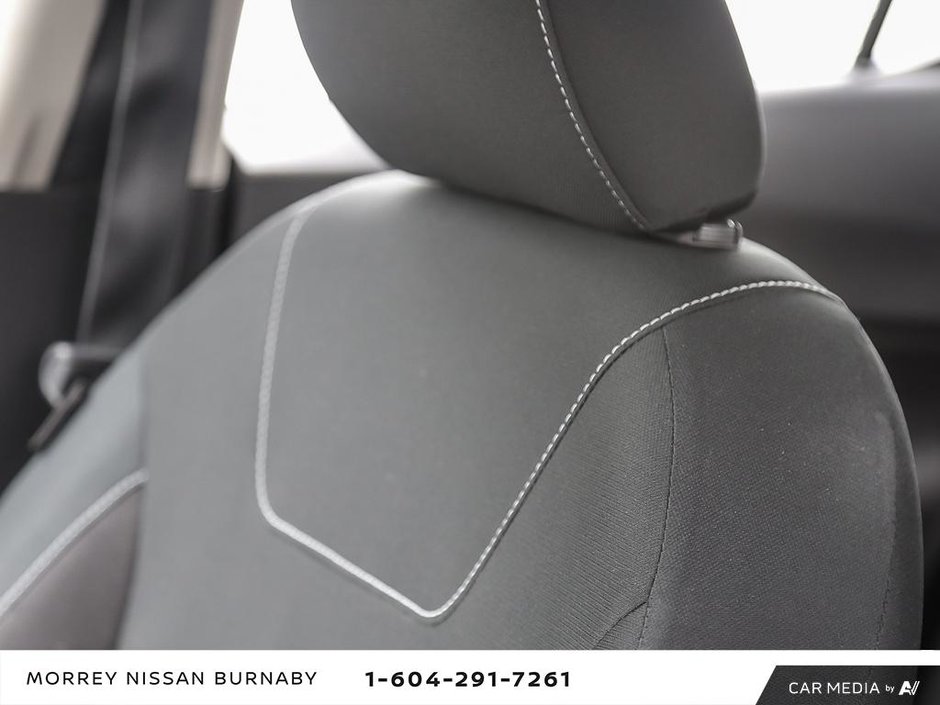 2021 Nissan Kicks SV CVT // GREAT ON GAS-23