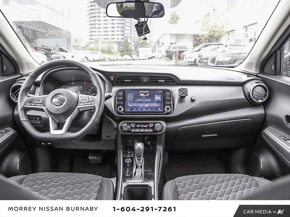 2021 Nissan Kicks SV CVT // GREAT ON GAS-25