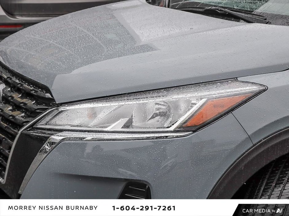 2021 Nissan Kicks SV CVT // GREAT ON GAS-10