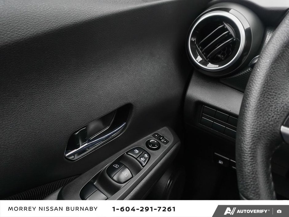 2022 Nissan Kicks SV CVT // 2.99% FINANCING-20