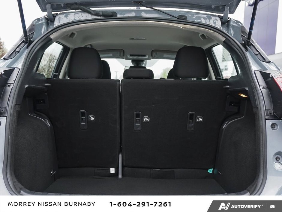 2022 Nissan Kicks SV CVT // 2.99% FINANCING-12