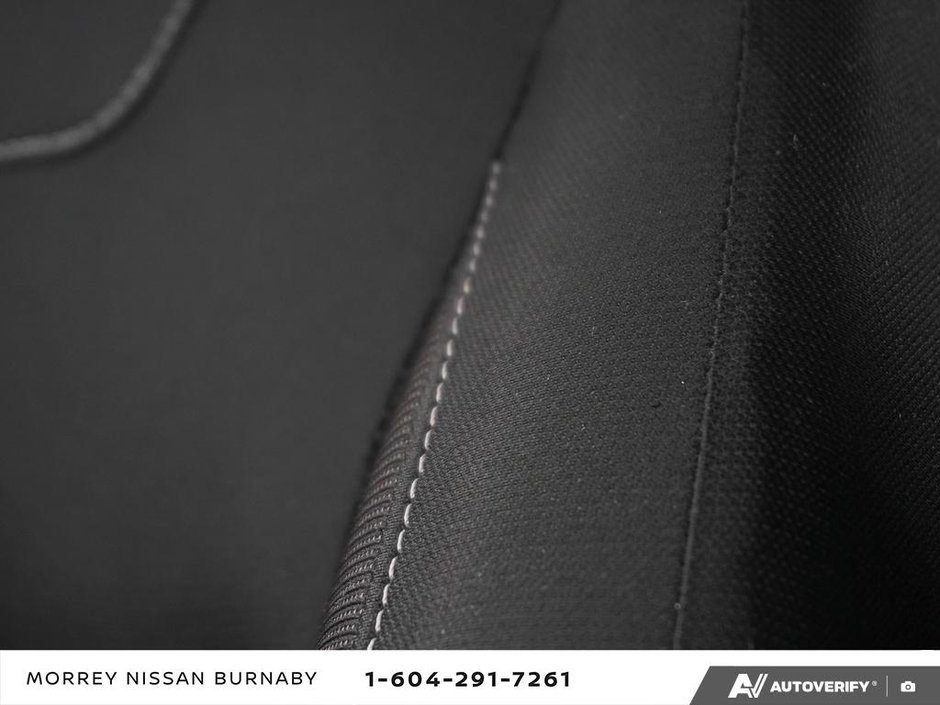 2022 Nissan Kicks SV CVT // 2.99% FINANCING-25
