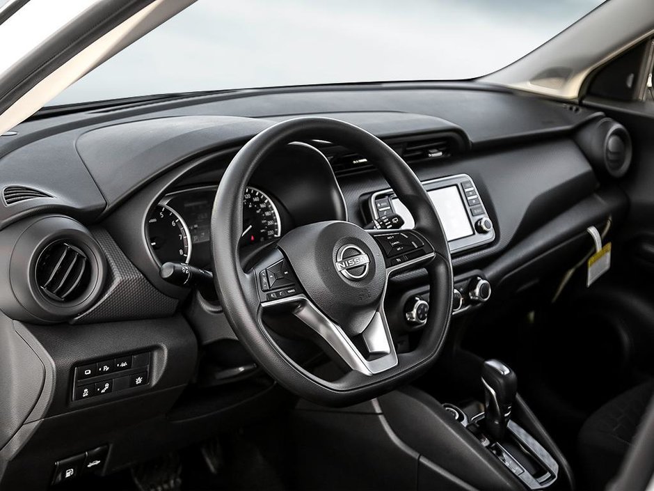 2023 Nissan Kicks S-11