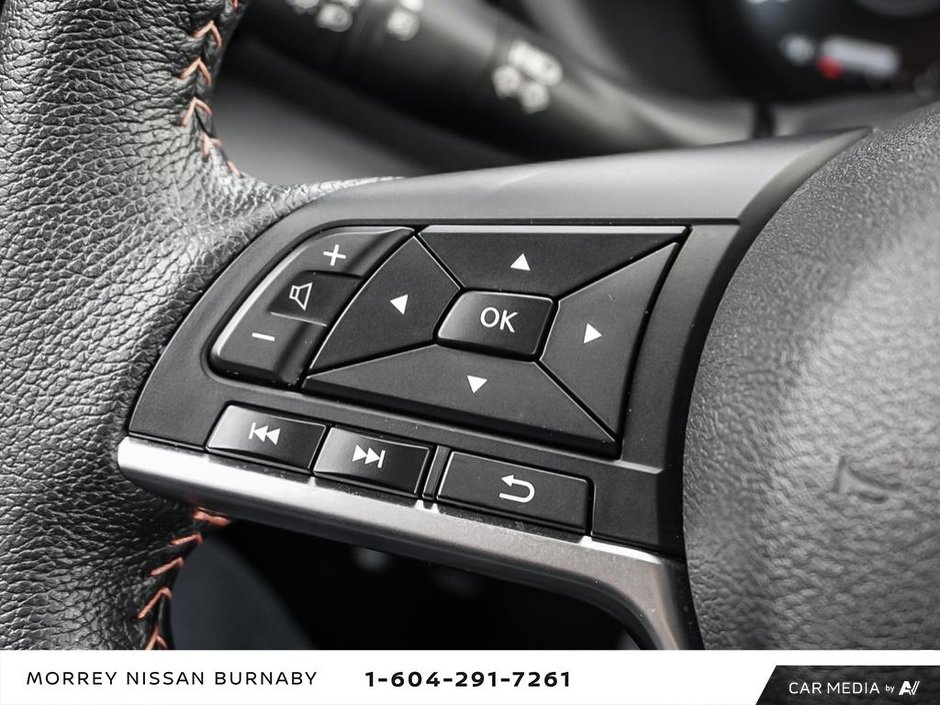 2023 Nissan Kicks SR CVT + ULTRA LOW KMS-18