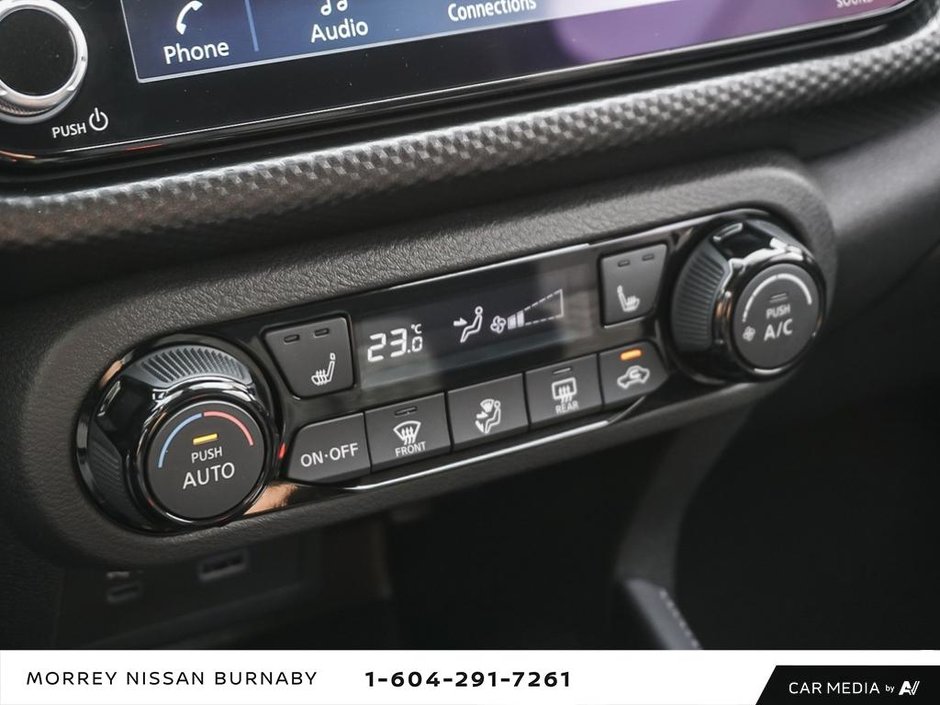2023 Nissan Kicks SV CVT + ULTRA LOW KMS-22