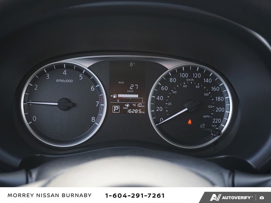 2023 Nissan Kicks S CVT // 2.99% FINANCING-17