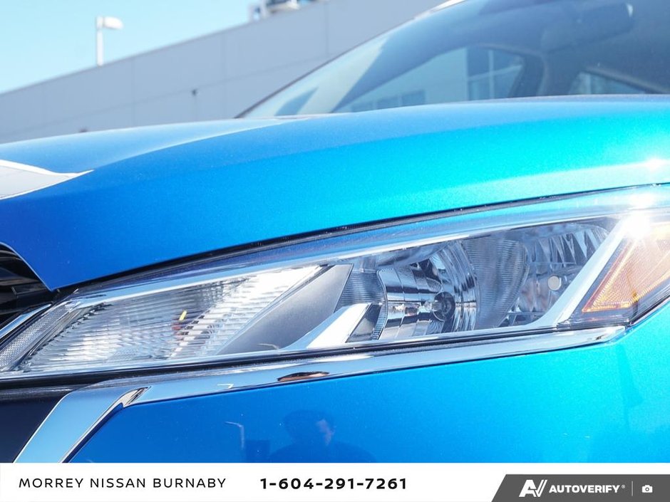 2023 Nissan Kicks SV CVT // 2.99% FINANCING-10