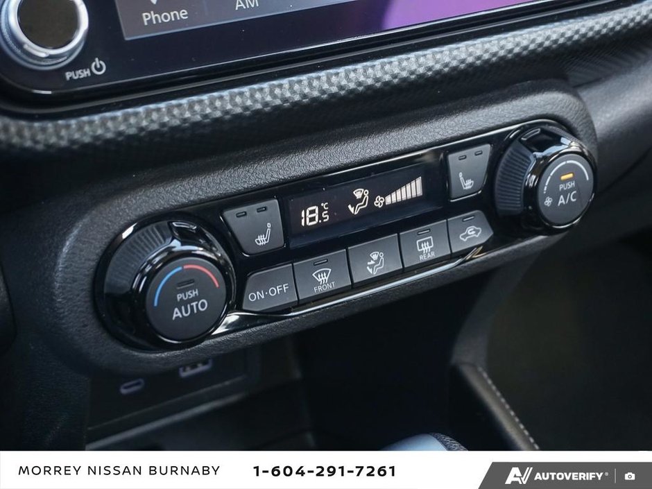 2023 Nissan Kicks SV CVT // 2.99% FINANCING-21