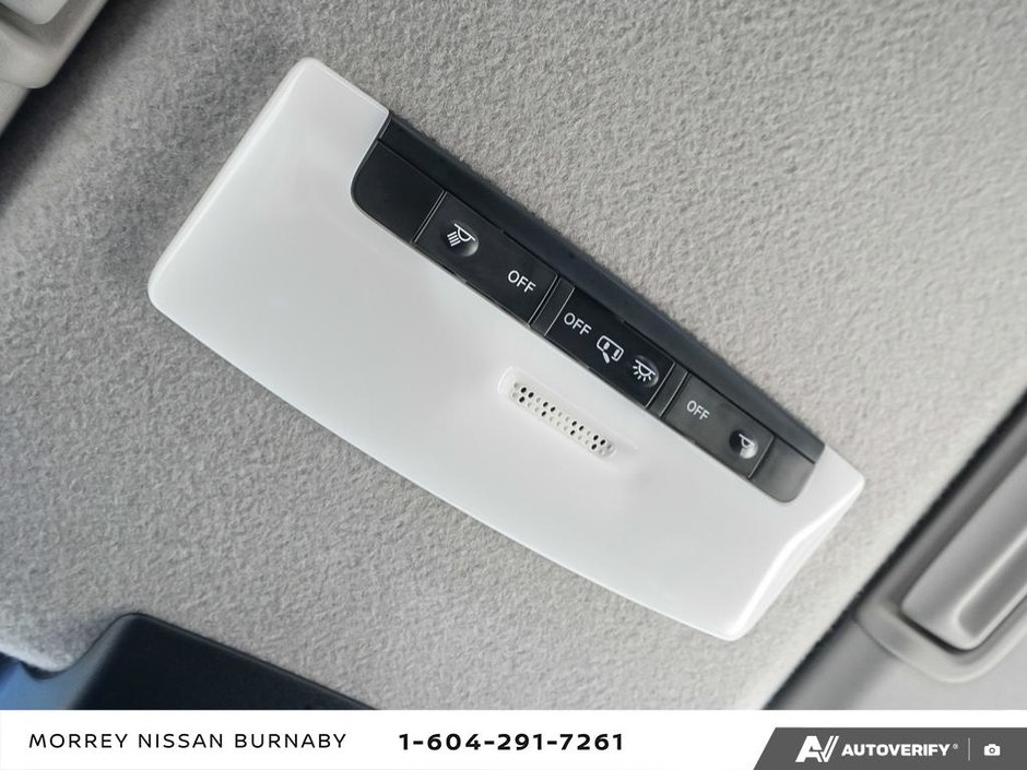 2023 Nissan Kicks SV CVT // 2.99% FINANCING-24