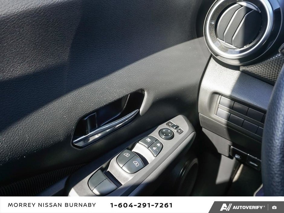2023 Nissan Kicks SV CVT // 2.99% FINANCING-20