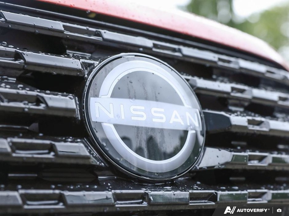2023 Nissan Kicks SV CVT // 2.99% FINANCING-23