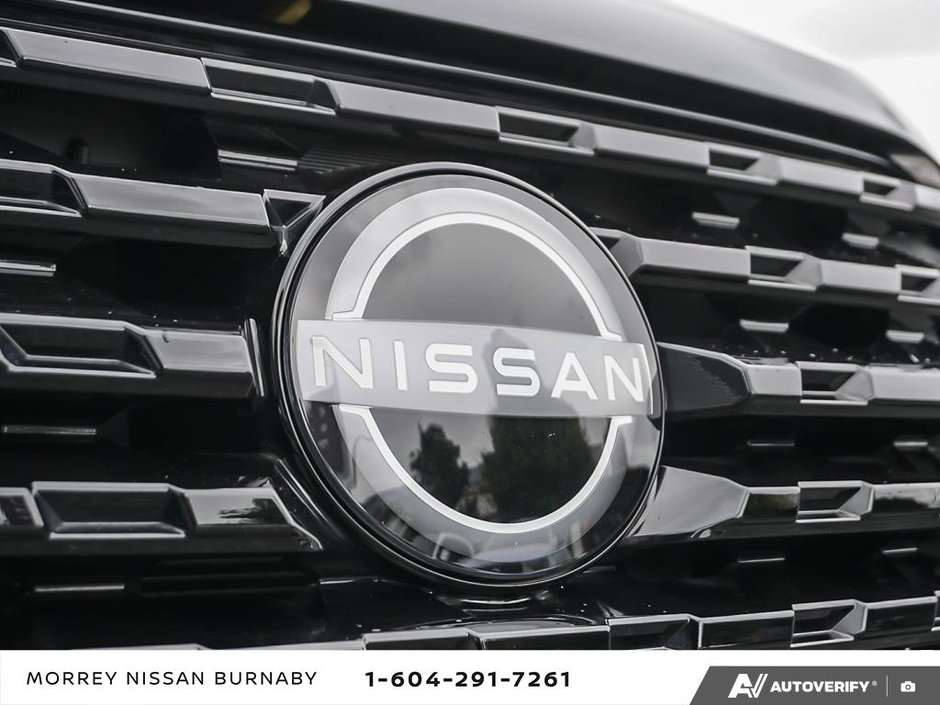 2023 Nissan Kicks SR // 2.99% FINANCING-9