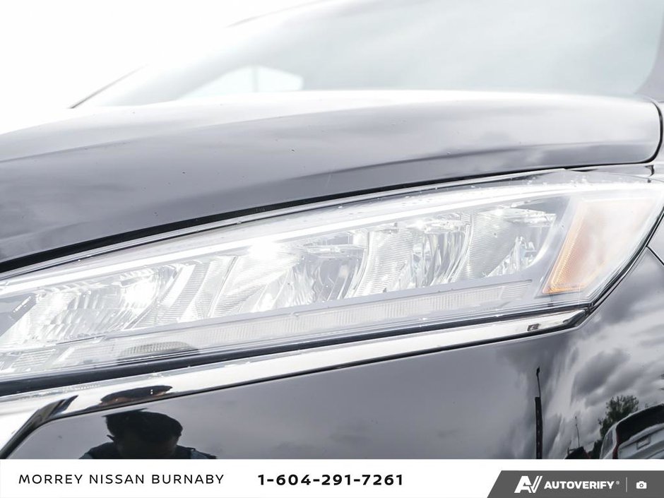 2023 Nissan Kicks SR // 2.99% FINANCING-10