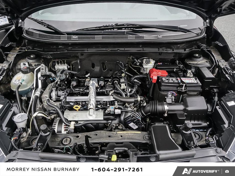 2023 Nissan Kicks SR // 2.99% FINANCING-8