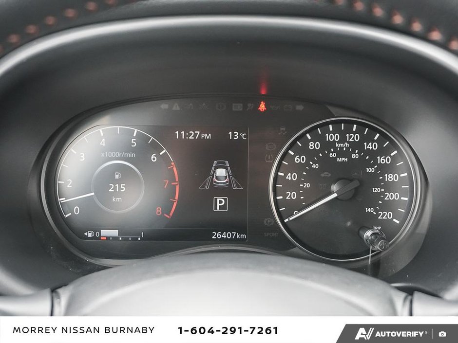 2023 Nissan Kicks SR // 2.99% FINANCING-17