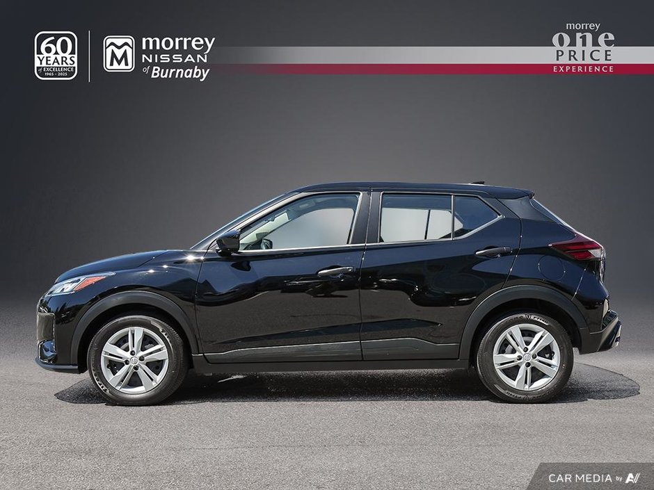 2024 Nissan Kicks S CVT // NO ACCIDENTS-2