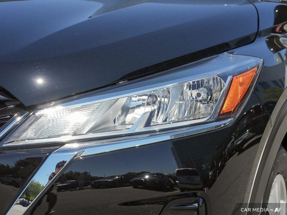 2024 Nissan Kicks S CVT // NO ACCIDENTS-24