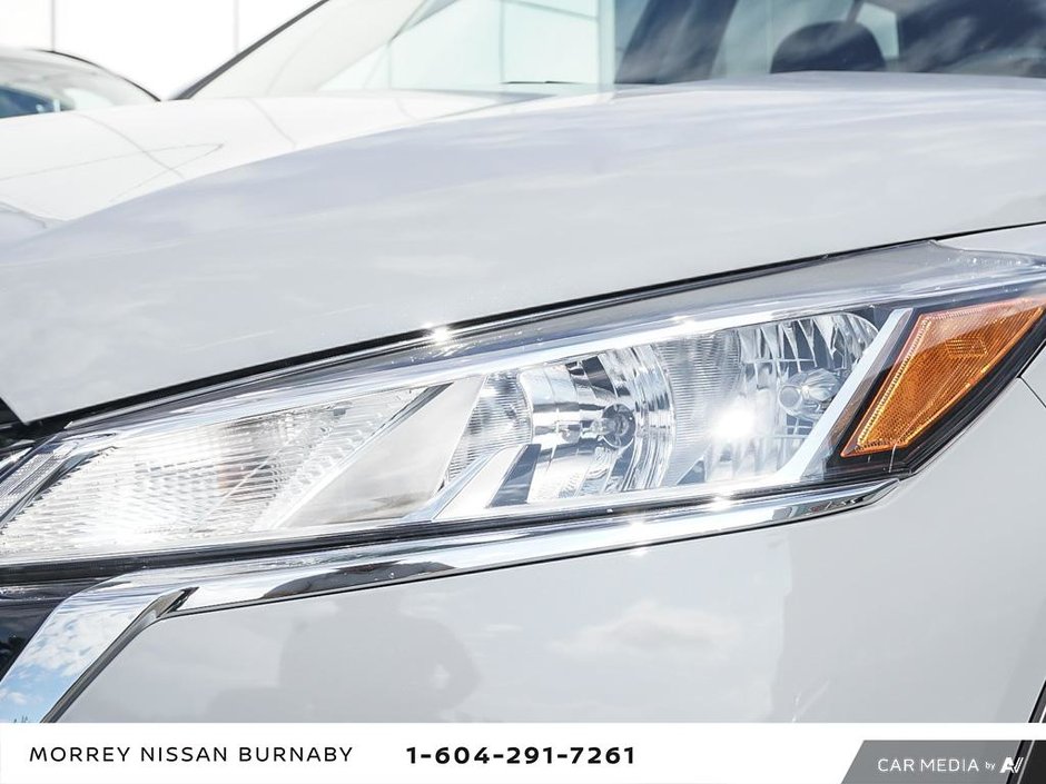 2024 Nissan Kicks SV TRIM // NO ACCIDENTS-10