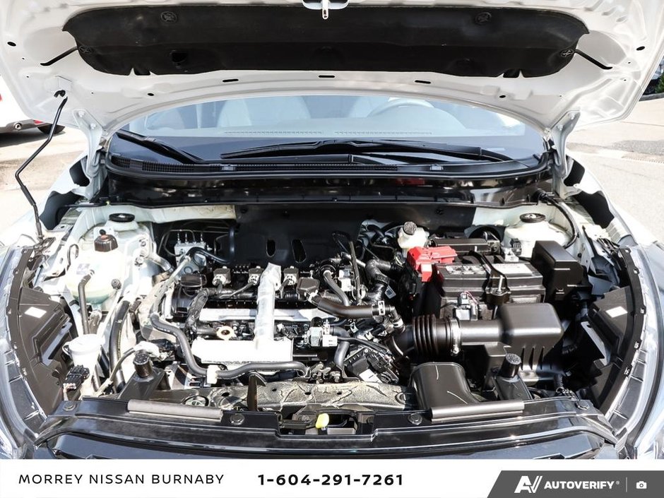2024 Nissan Kicks SR CVT // NO ACCIDENTS-8