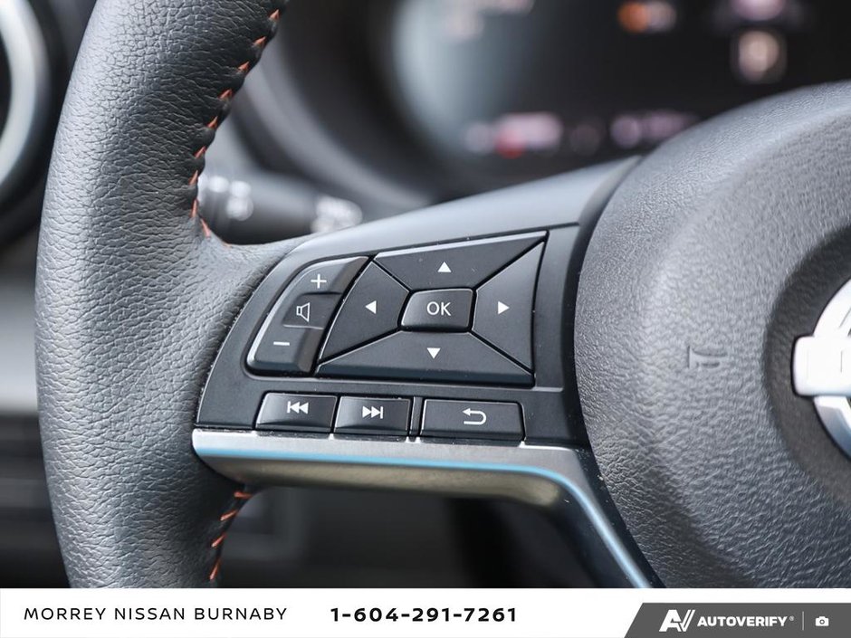2024 Nissan Kicks SR CVT // NO ACCIDENTS-18