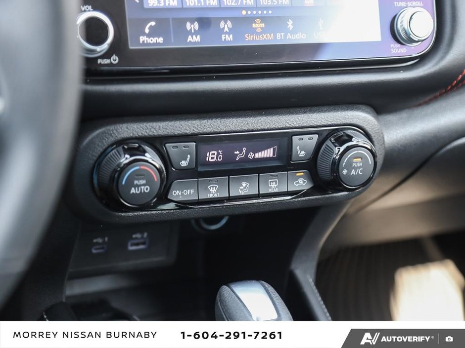2024 Nissan Kicks SR CVT // NO ACCIDENTS-20