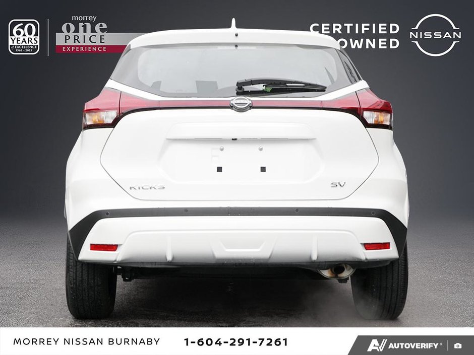 2024 Nissan Kicks SV TRIM // ONLY 19800 KMS!-5