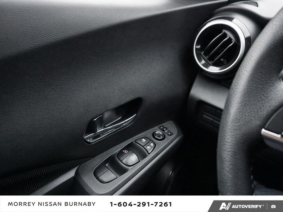 2024 Nissan Kicks SV CVT // LOW KMS-20