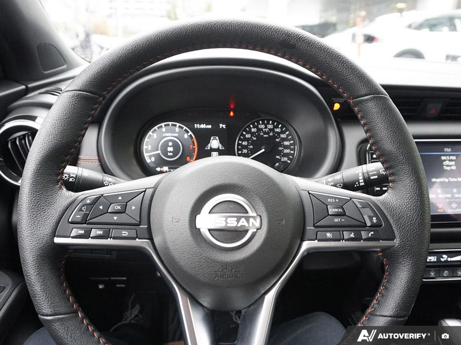 2024 Nissan Kicks SR CVT // DEMO // HUGE SAVINGS-15