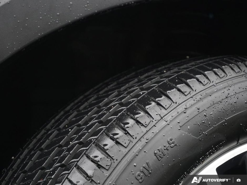 2024 Nissan Kicks SR CVT // DEMO // HUGE SAVINGS-6