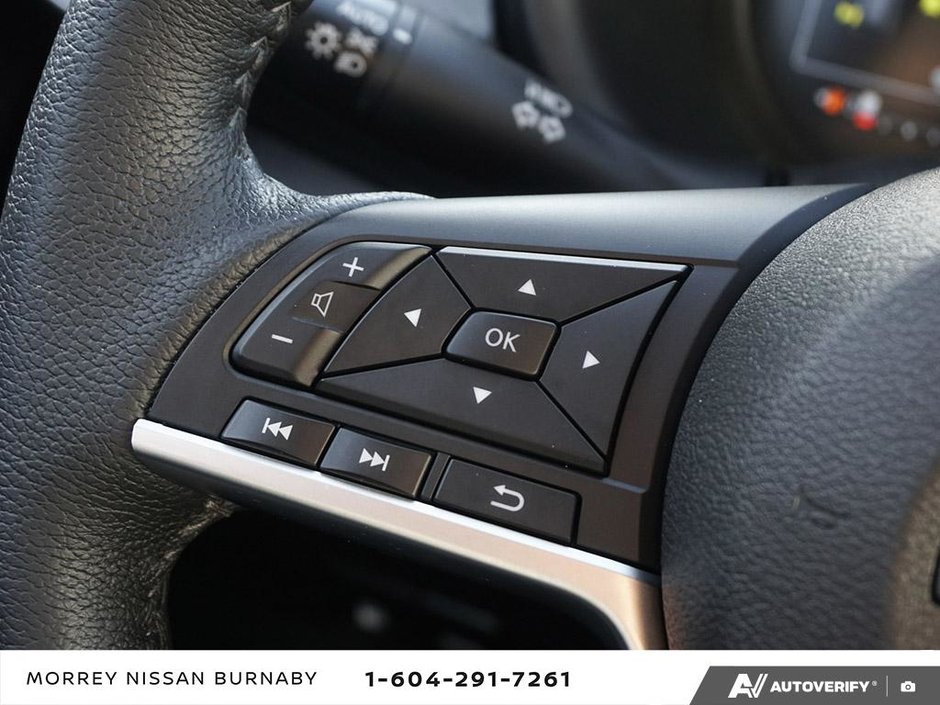 2024 Nissan Kicks SV CVT // NO ACCIDENTS-19