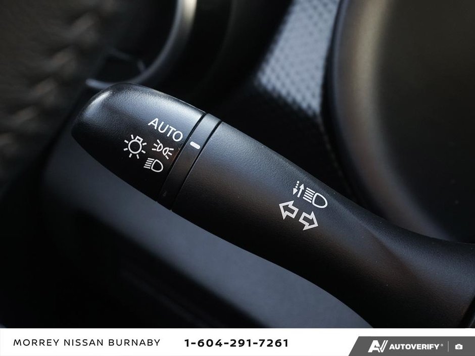 2024 Nissan Kicks SV CVT // NO ACCIDENTS-18