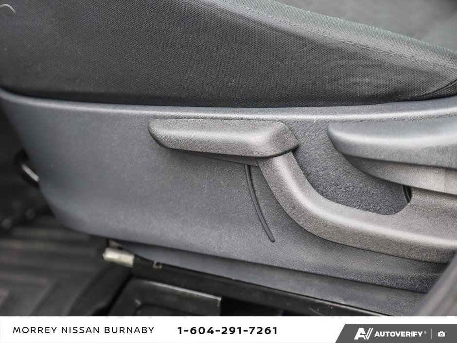 2024 Nissan Kicks SV // 2.99% FINANCE RATE-27