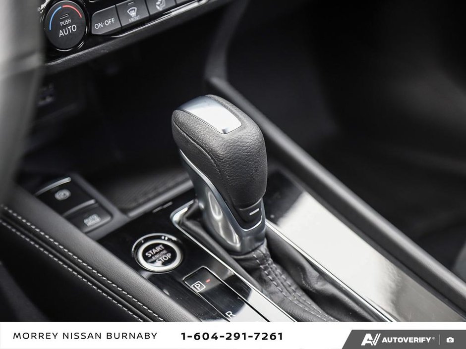 2024 Nissan Kicks SV // 2.99% FINANCE RATE-19