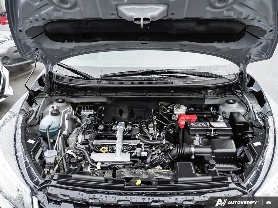 2024 Nissan Kicks SR PREMIUM // NO ACCIDENTS-22