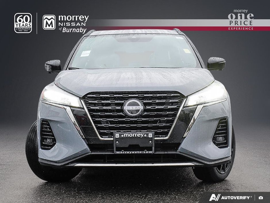 2024 Nissan Kicks SR PREMIUM // NO ACCIDENTS-1