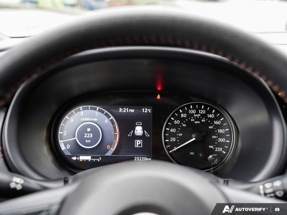 2024 Nissan Kicks SR PREMIUM // NO ACCIDENTS-7