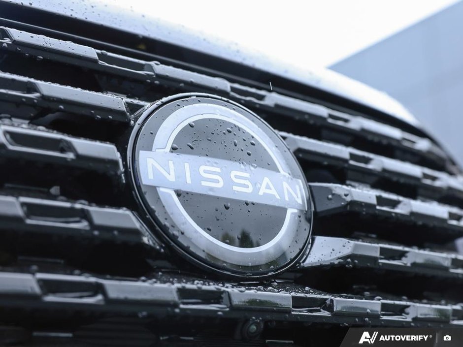 2024 Nissan Kicks SR // 2.99% FINANCING-23