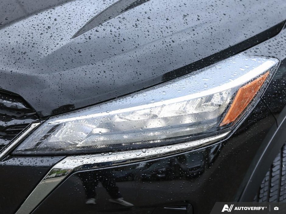 2024 Nissan Kicks SR // 2.99% FINANCING-24