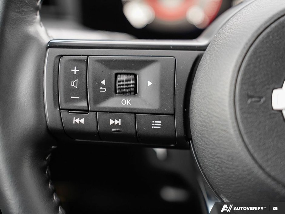 2025 Nissan Kicks SV-10