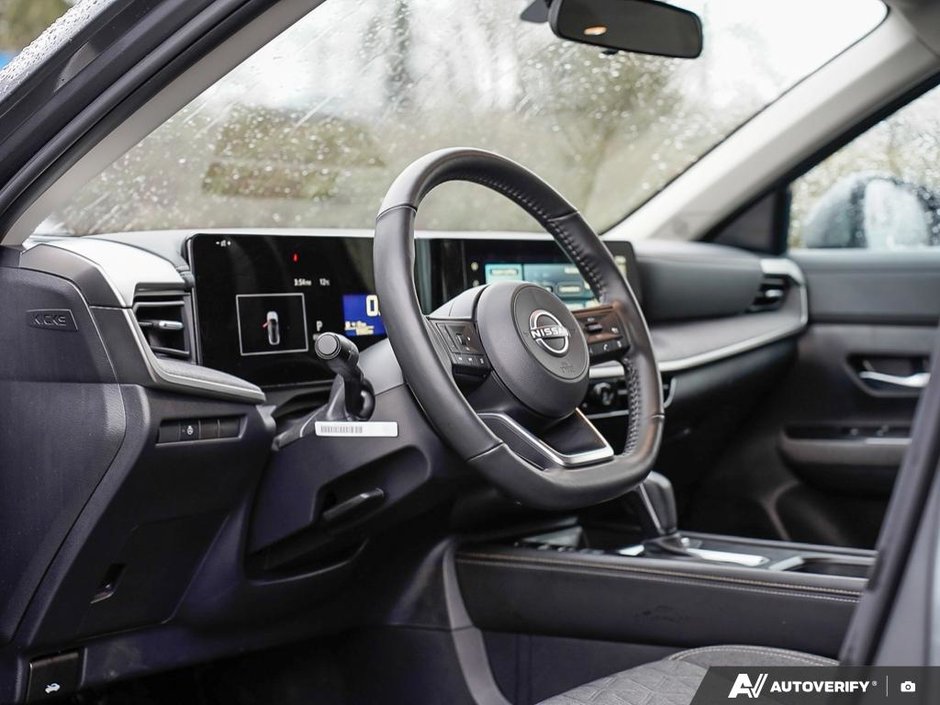 2025 Nissan Kicks SV-5